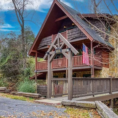 Bridgewood Cabin, Hot Tub, 1089 Of Free Attraction Tickets For Each Paid Day, Dollywood And More!